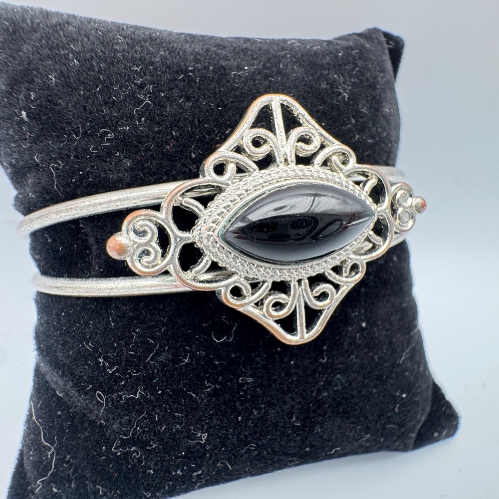 Vintage Filigree Cuff Bracelet Black Cabochon Marquise Stone Silver Tone Cuff - Picture 2 of 3